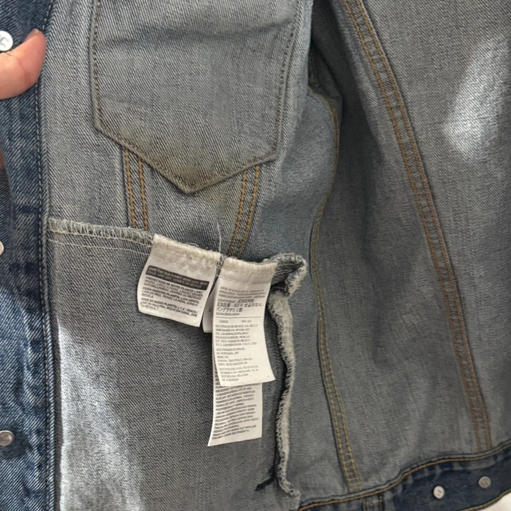 Men’s blue Levi Strauss Denim jacket - Picture 8 of 9